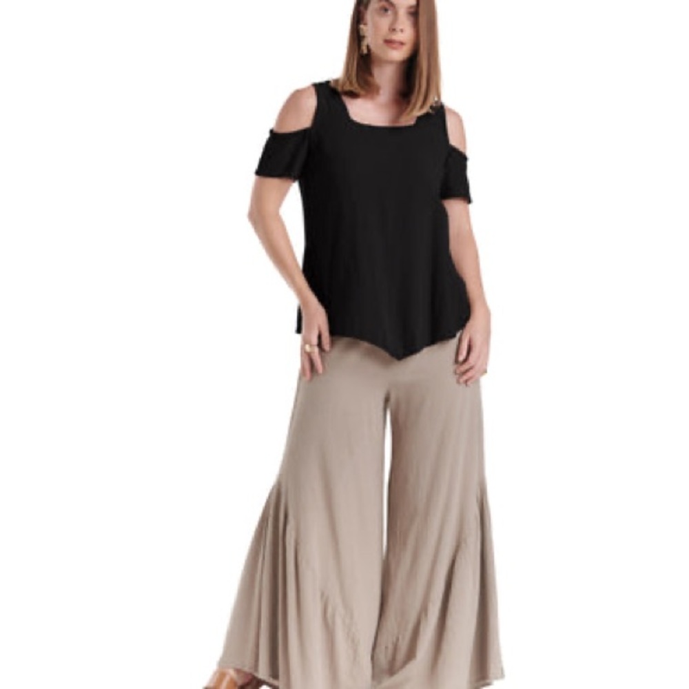 Oh My Gauze! Open Shoulder Black Cold Shoulder Blouse Size 2 100% Cotton